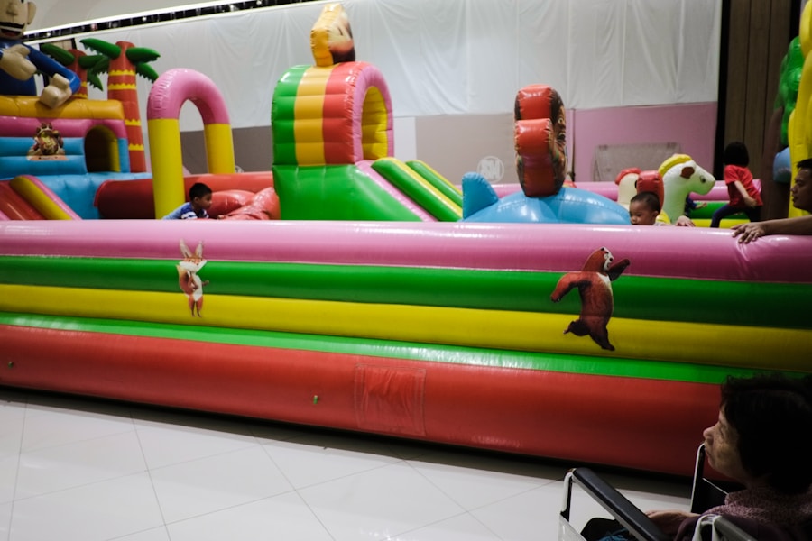 Photo "Party On! What You Need to Know to Start a Thriving Bounce House Business"